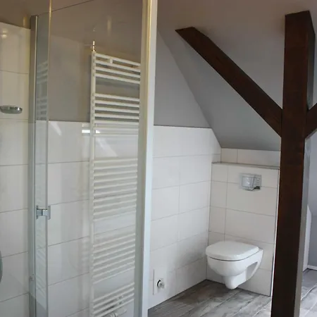 Herzfeldhof * וורפסוודה